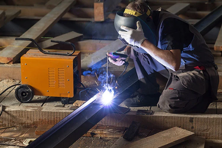 توفر قواطع البلازما الهوائية العاكسة DC الطاقة وإمكانية النقل